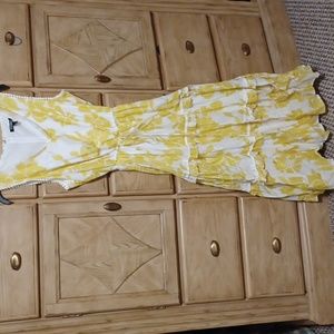 Roz & Ali Yellow Floral Midi Dress